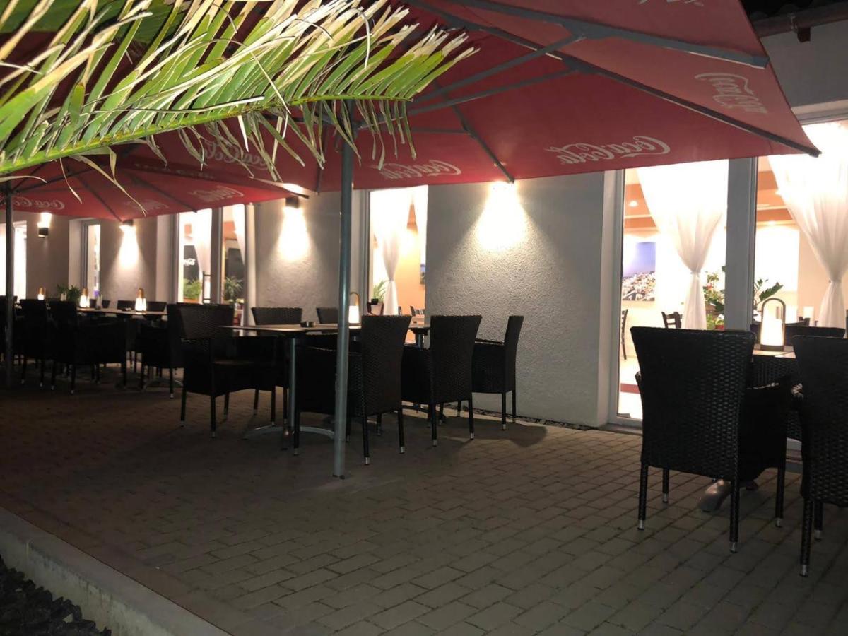 Hotel Restaurant Nikopolis Buchholz  Kültér fotó